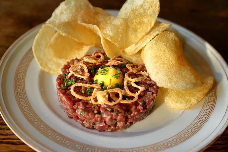 Bistro La Floraison in Clayton