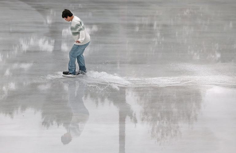 Ice water skating