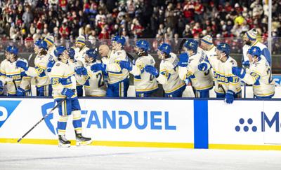 The Blues and Blackhawks take Wrigley Field for the Winter Classic