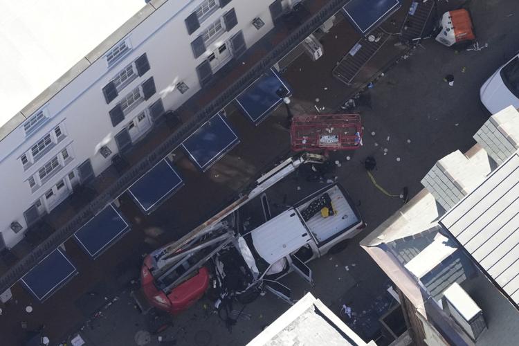 New-Orleans-Car-Into-Crowd